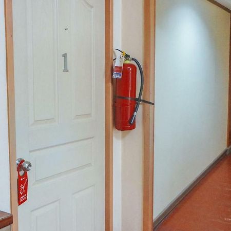 Reddoorz Near Old Tagbilaran Airport Hostel Exterior photo