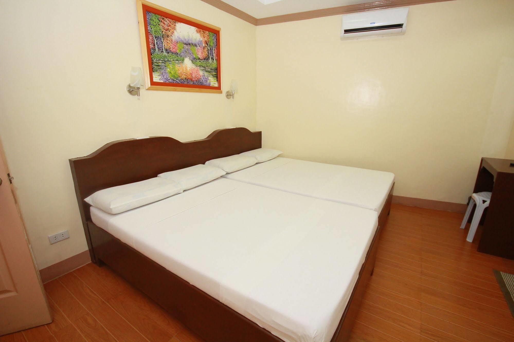 Reddoorz Near Old Tagbilaran Airport Hostel Exterior photo